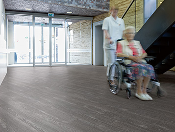 Safestep R11 R12 Safety Flooring Forbo Systems Surestep Wood 18952