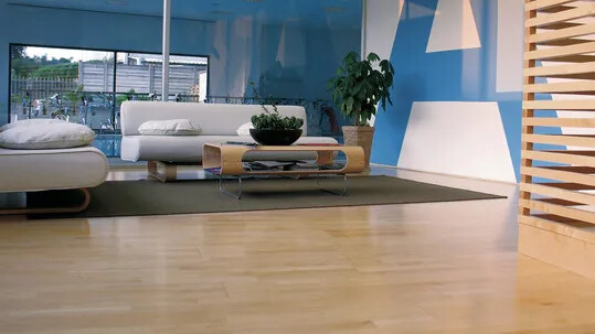 Oberflächenveredelung von Holz