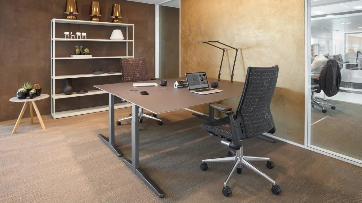 Ahrend Balance Charcoal 
