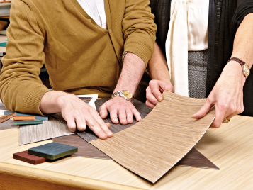 ThomasDorothe_0118488_HD